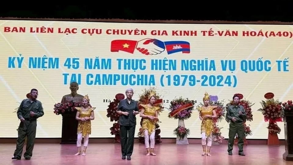 Vietnamese experts’ great contributions to Cambodia’s recovery praised